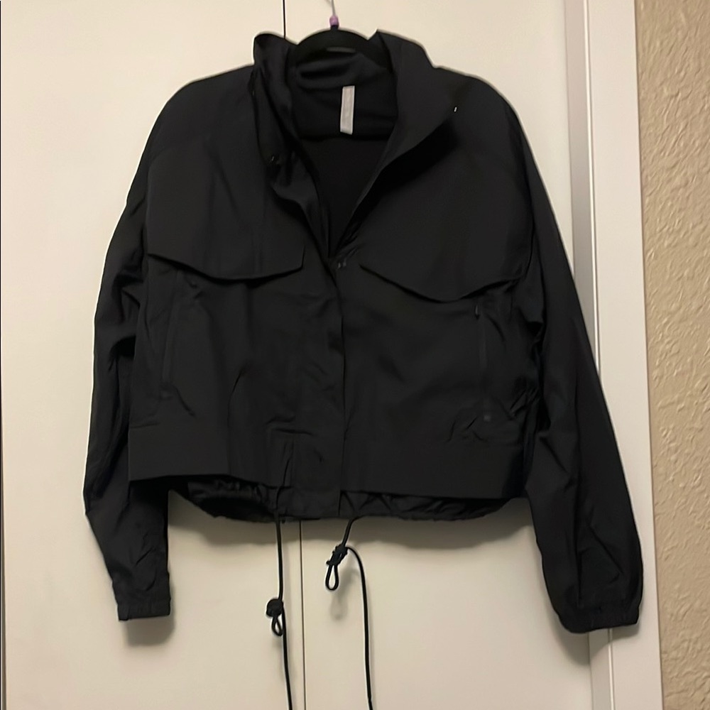 Athleta Black Cropped Utility Jacket with Prominent Collar